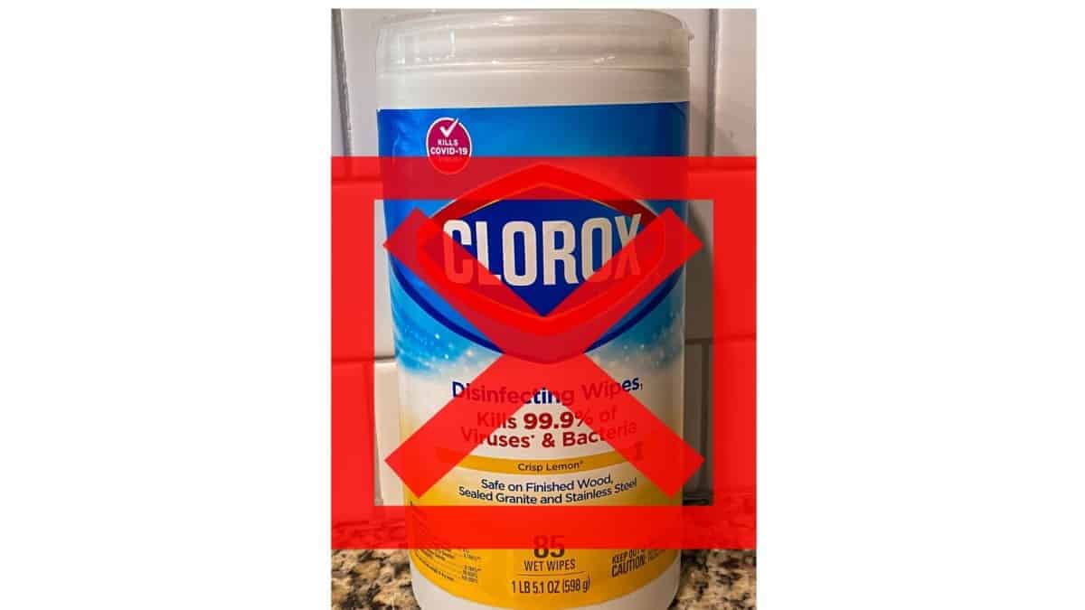 Here's the Best Way To Clean A Peloton Screen Without Damaging it